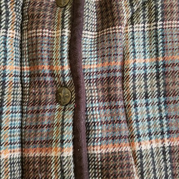 Vest - Picture 2 of 3